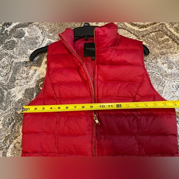Talbots Womens Medium Petite Puffer Down Vest Red 2 Way Zipper Pockets Warm - Picture 6 of 6